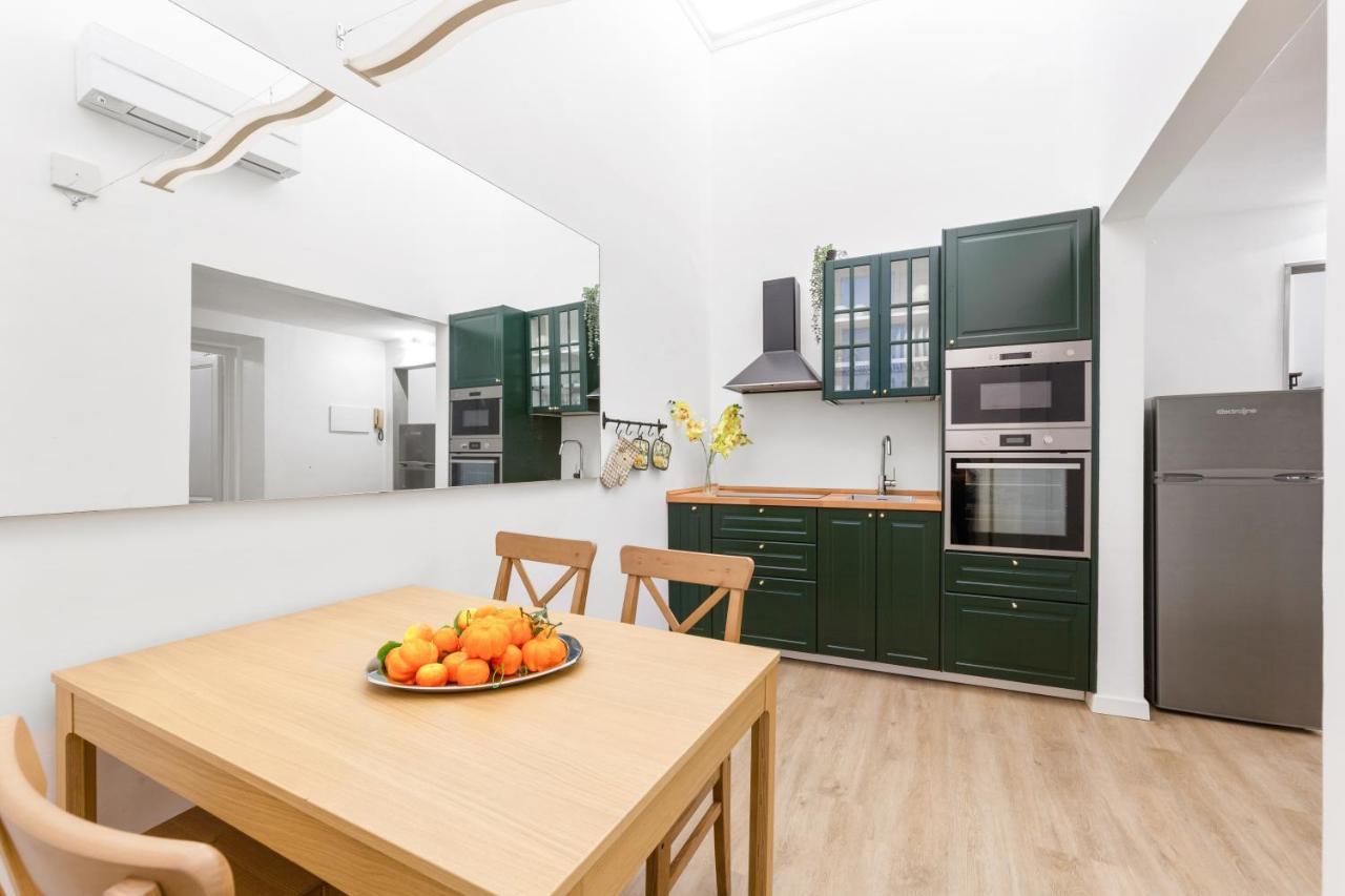 I Renai - Ponte Delle Grazie Modern Apartment Florence Luaran gambar